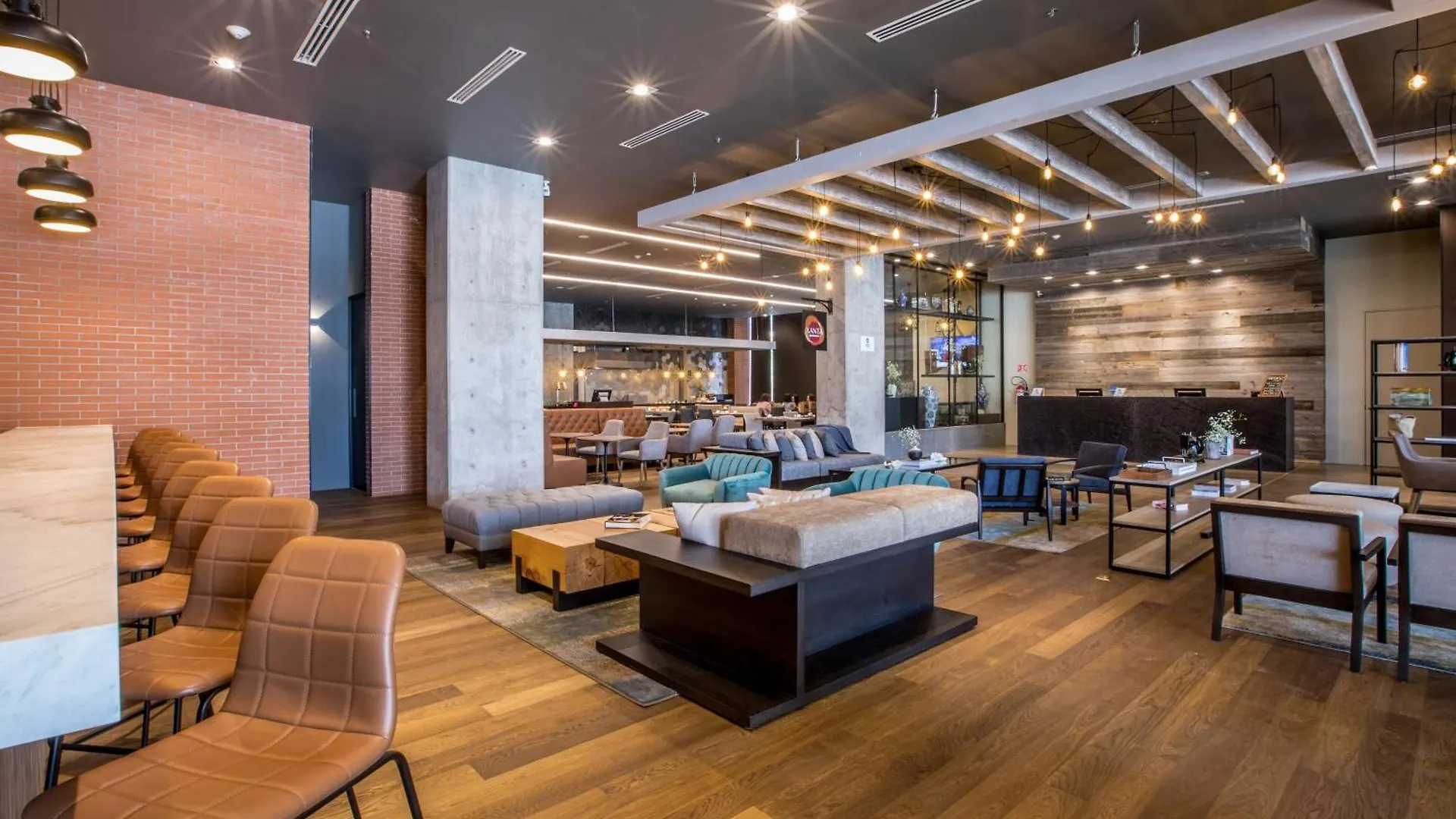 Four Points By Sheraton Puebla 4*,