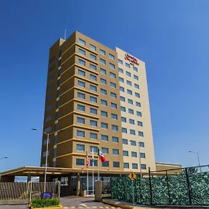 Hampton & By Hilton Puebla
