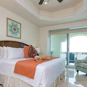 https://the-landmark-resort-of-cozumel-77600.allrivieramayahotels.com
